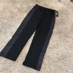 Jordan youth Black therma-fit Nike Pants
